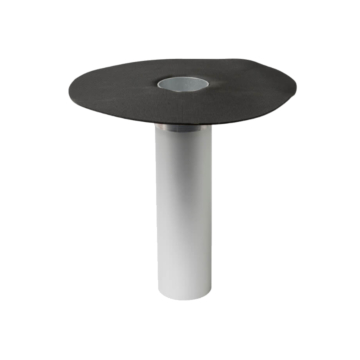 Afbeelding van een ALUMINIUM HWA met bevestigingsflens en voorzien van een prefab EPDM manchet. Eenvoudige installatie.