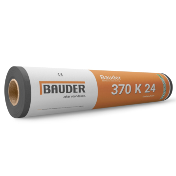 Afbeelding van een liggende rol Bauder SBS bitumen met een oranje witte wikkel. Dit hoogwaardige product is één van de beste SBS bitumen verkrijgbaar op de Nederlandse en Belgische markt. Dakmaterialen.com - Ieder duurzaam dak binnen handbereik.