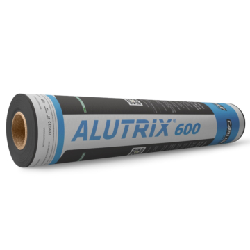 Afbeelding van een liggende rol Alutrix. De zelfklevende dampdichte laag van Carlisle construction Materials. Dakmaterialen.com - Ieder duurzaam dak binnen handbereik.