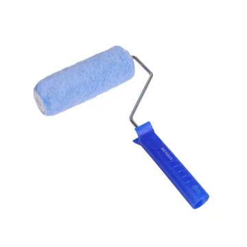 Blauwe vachtroller 18 cm met kunststof handvat, ideaal voor het aanbrengen van primers en lijmen op daken.