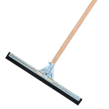 Watertrekker van 55 cm breed met een stevige houten steel van 1700 x 30 mm, geschikt voor het effectief verwijderen van water en vloeistoffen van vloeren en andere oppervlakken.