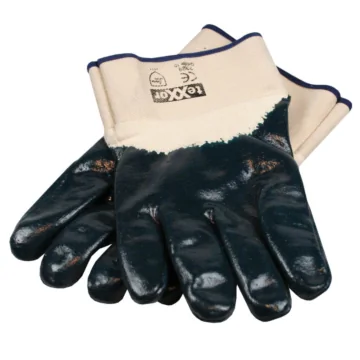 Blauwe nitril werkhandschoenen met katoenen manchet voor extra grip en bescherming tegen oliën en vetten.