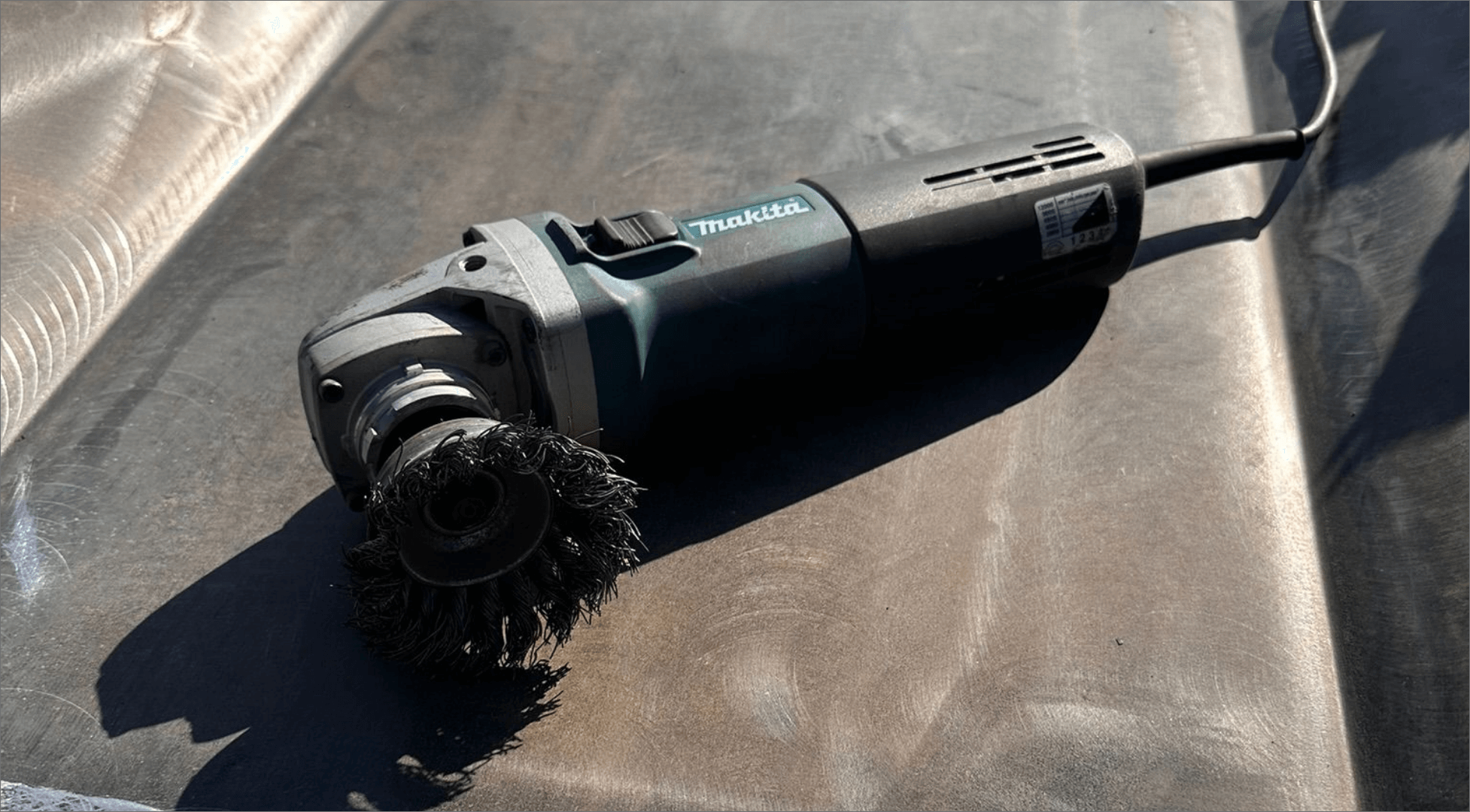 12 stappen handleiding voor EPDM–dakgootrenovatie