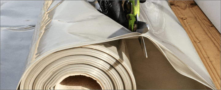 Tuinhuis dak isoleren, altijd een dampremmende laag gebruiken! 