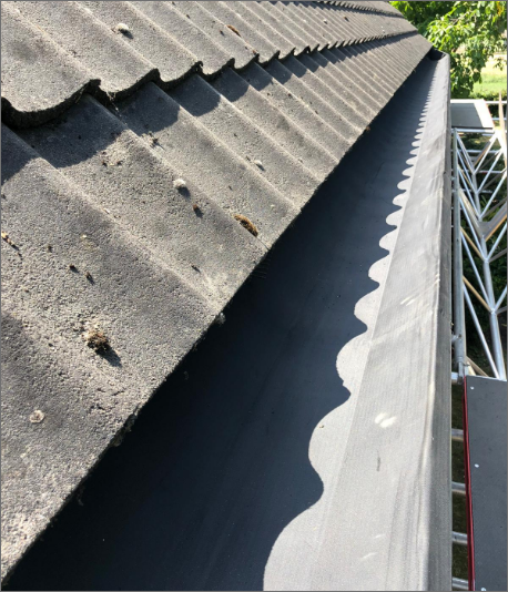 Perfect gerenoveerde zinken dakgoten met EPDM dakbedekking
